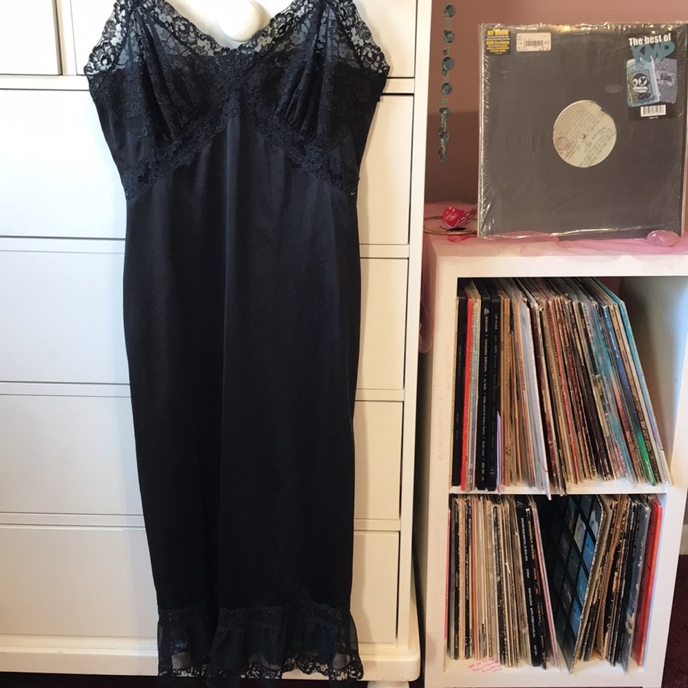 True Vintage 50’ Black Goth Sexy Magic Rare Girly Coquette Lace Tulle Vampire 36
